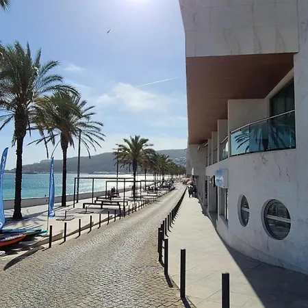 California Private Front * Sesimbra