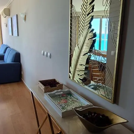 Apartment California Private Front *