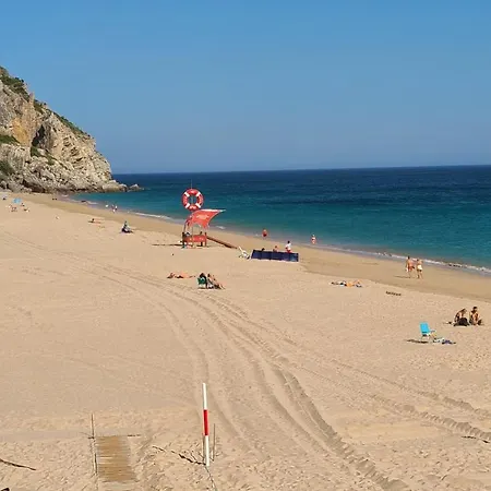 California Private Front Apartment Sesimbra