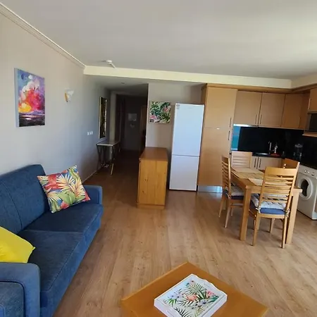 California Private Front * Sesimbra